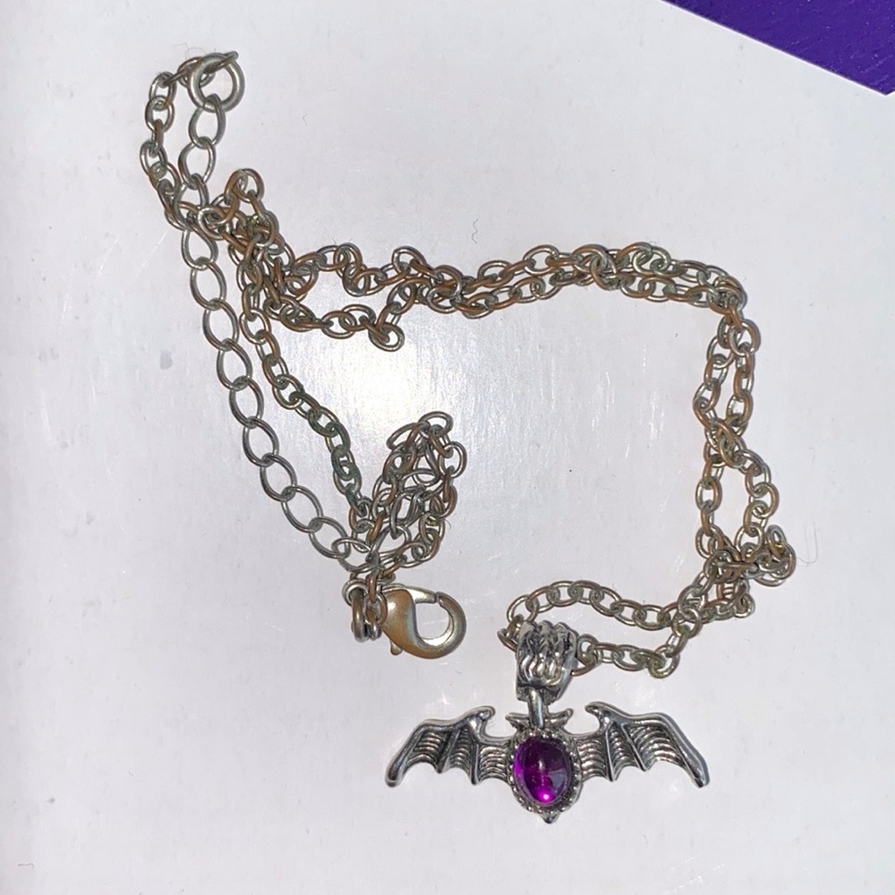 bat necklace 🦇